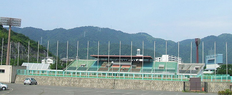スタジアムL
