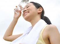 女性スポーツサムネ